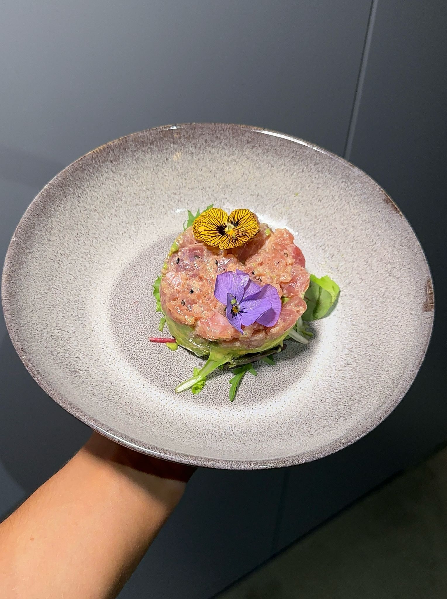 Thunfischtartar mit Avocado